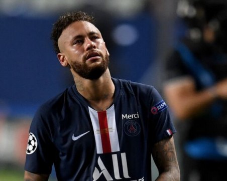 Неймар организирал коледно парти за 500 души