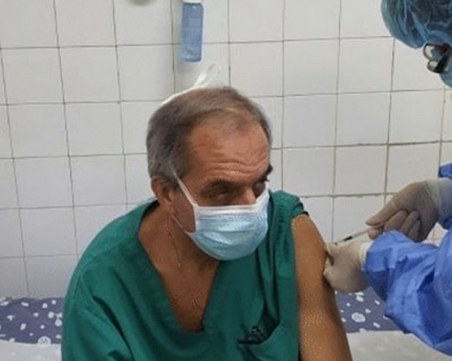 Започна имунизацията срещу COVID-19 в четирите общински болници в София