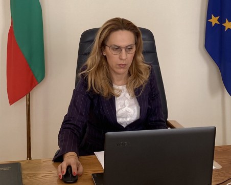 Ето за какво се разбраха на Тристранката за помощите за бизнеса и работещите