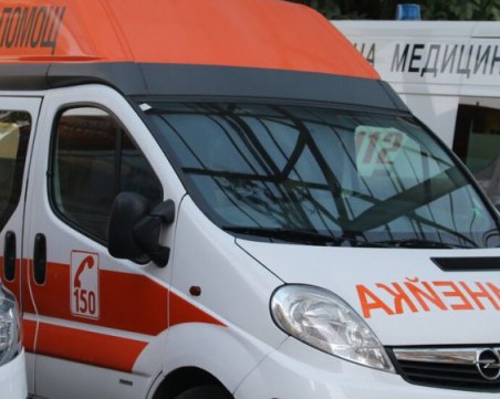 Ваксинират 25 медици от 