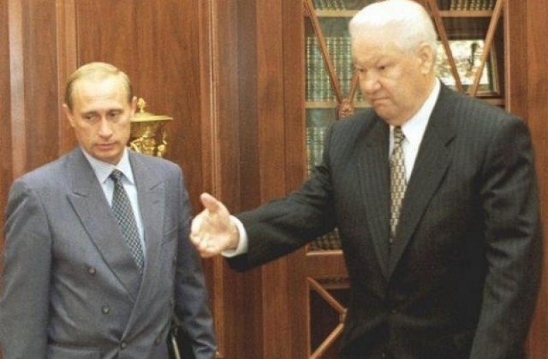 На този ден: Елцин подава оставка, затварят три от блоковете на АЕЦ Козлодуй