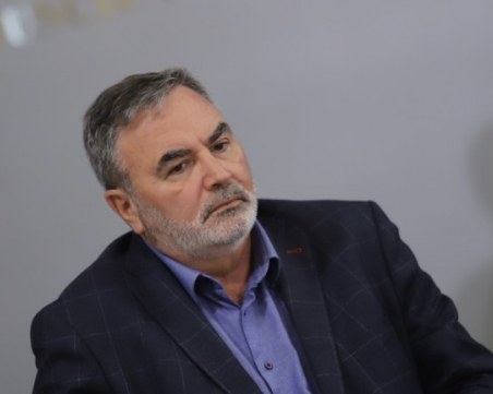 Кунчев: Ако паднат още малко заразените, ще отпаднат и някои мерки