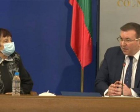 Най-възрастната работеща сестра у нас също е ваксинира, няма оплаквания