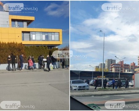 Опашки се извиха пред магазините за пиротехника в Пловдив, фраш и в супермаркетите