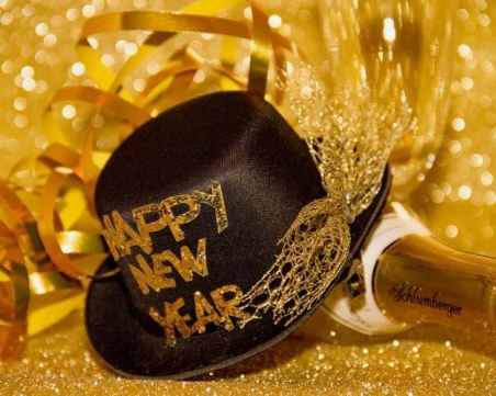 Поверията на Нова година: Не изхвърляйте боклука и не взимайте пари назаем