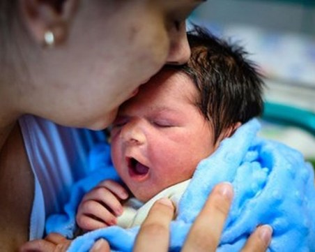 Първото бебе за 2021 г. се роди във Варна