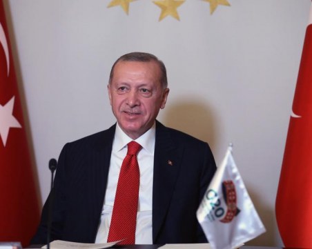 Ердоган обеща Турция да има своя ваксина срещу COVID-19 до края на април