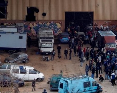 Полицията спря 40-часово рейв парти край Барселона, купонджиите на минус 3000 евро