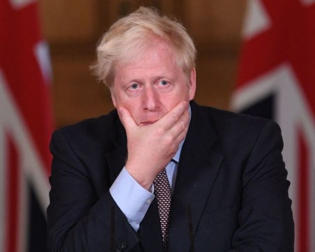 Обмислят още ограничения в Англия