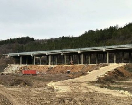 Борисов: Строителството на АМ 