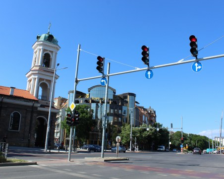 Частично ограничават движението по голям пловдивски булевард