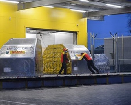 Пристигна втората пратка с ваксини на 