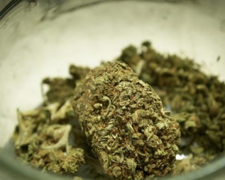 Спипаха 26-годишен с наркотици край Пловдив