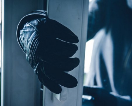 Апаш отмъкна вещи от ранчо на пенсионер, спипаха го