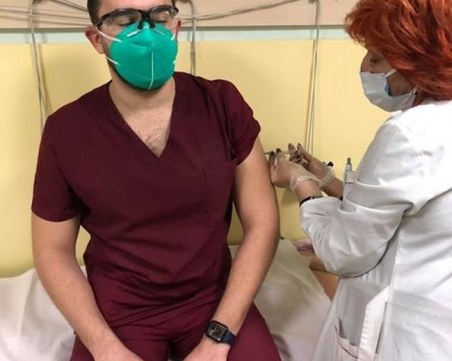 Кунчев: Синът ми е вече ваксиниран, малко му завиждам