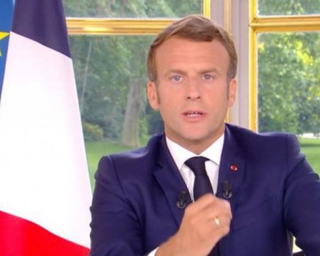Макрон: Това, което се случи във Вашингтон, определено не е американско