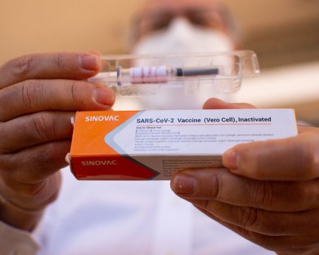 Сърбия очаква първите доставки на китайската ваксина