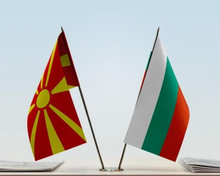 Северна Македония с опит да съживи разговорите с България за ЕС