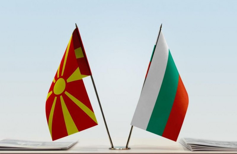 Северна Македония с опит да съживи разговорите с България за ЕС