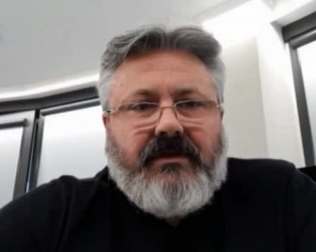 Д-р Румен Хичев: Най-вероятно ще се стигне до импийчмънт на Тръмп