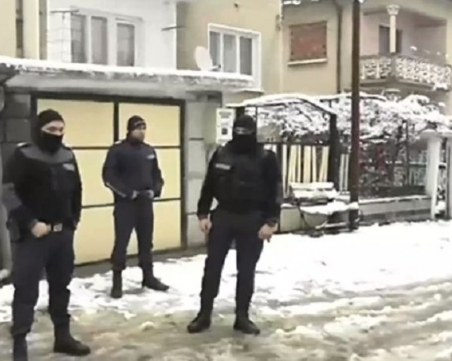 Криминалисти: Детето е влачило трупа на малкия Тома