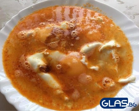 Гладни ли сте? Бърза рецепта за парени яйца