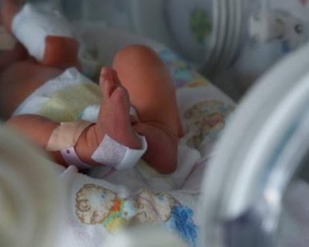 25-годишна жена преби бебето си в Мадан