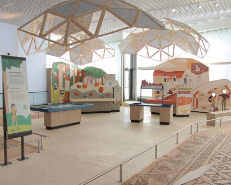 Децата стават откриватели в зоните за забавление на Епископската базилика