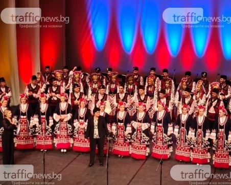 Хора на изкуството излизат на мирен протест против двойния стандарт по прилагане на мерките