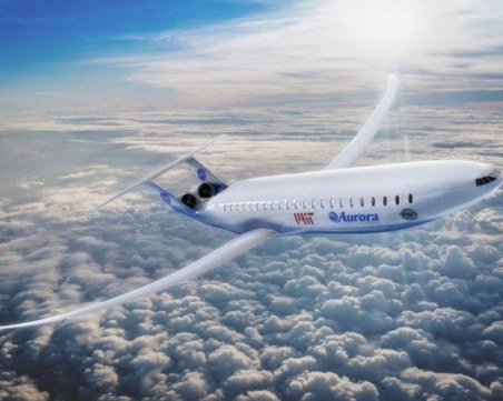 Учени представиха иновативен хибриден самолет