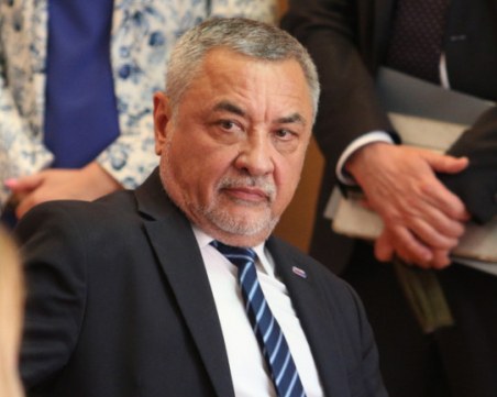 Валери Симеонов категоричен: Не трябва да се променя изборният кодекс