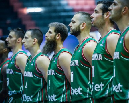 Двама от Академик в разширения състав на баскетболните национали