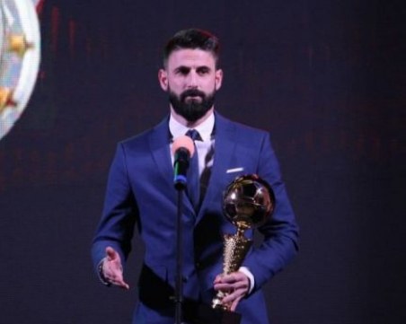 Избират Футболист номер 1 на България днес