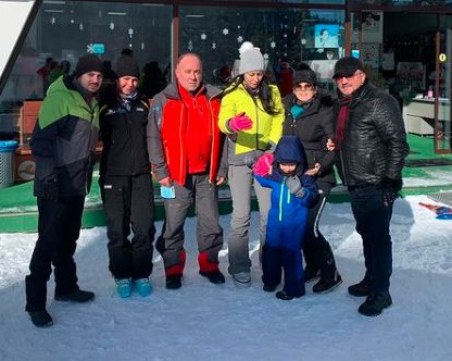 Музикалната фамилия Стоеви на чудна ски ваканция в Пампорово