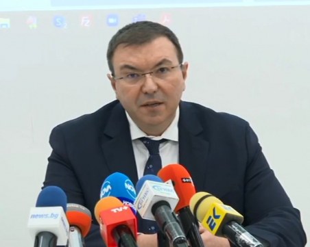 Ангелов за мерките: Да не бързаме, за да не развалим това, което постигнахме