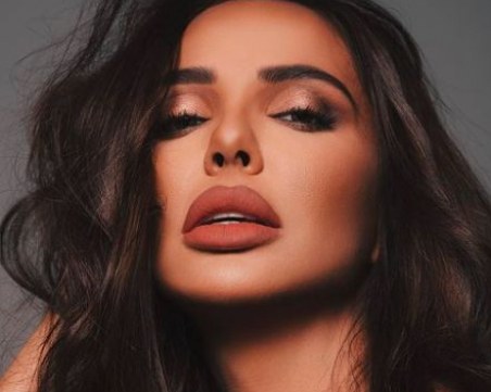 Ни Ло се обяви против ползването на програми за обработка на снимки