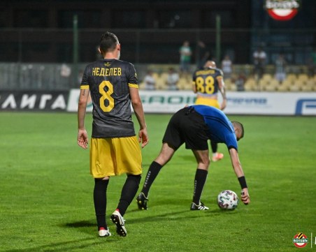 Попадение на Тодор Неделев стана гол на годината