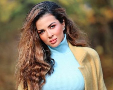 Райна се изрепчи на потребител: Мери си думите, пикло