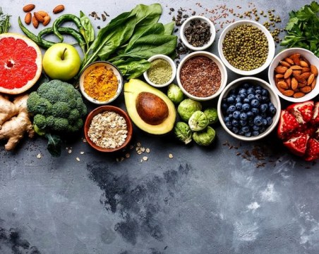 За бивши и активни пушачи: 10 храни, които пречистват организма от никотин