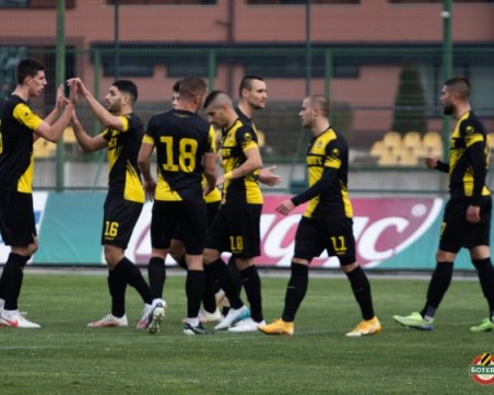 Ботев пуска виртуални билети и за кампанията 