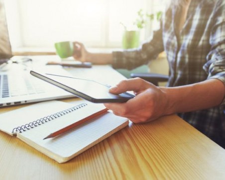 Приемат закон за работещите от вкъщи