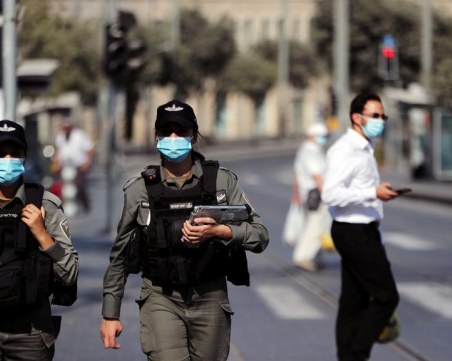 Израел затвори 