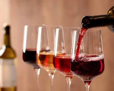 Какво и как ще пием през 2021? Нови навици и винени тенденции
