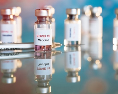 Астра Зенека обяви кога започва с доставката на ваксините