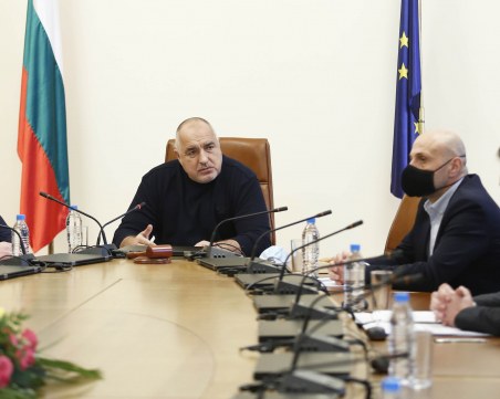 Борисов посочи два варианта за отварянето на заведенията, обсъждат кой да изберат