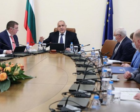 Държавата дала 2 млрд лв. за запазване на заетостта и подкрепа на бизнеса