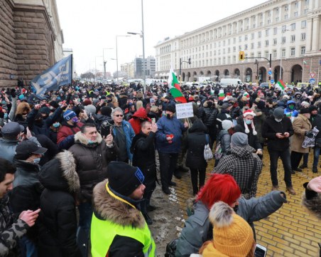 БАЗ и СЗБ: Показахме, че браншът ни е обединен! Искаме ресторантите да отворят на 1 февруари