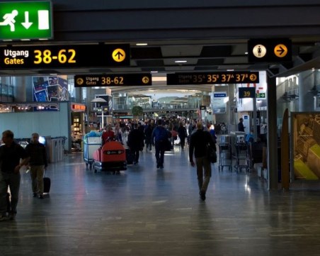 Норвегия затваря границата си за всички, които не живеят в страната