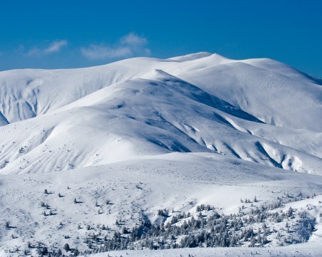 Спасиха изгубен мъж в Осоговска планина
