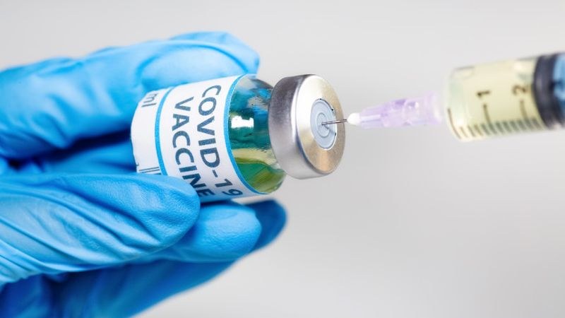 До края на февруари България очаква 261 997 дози от Оксфордската ваксина